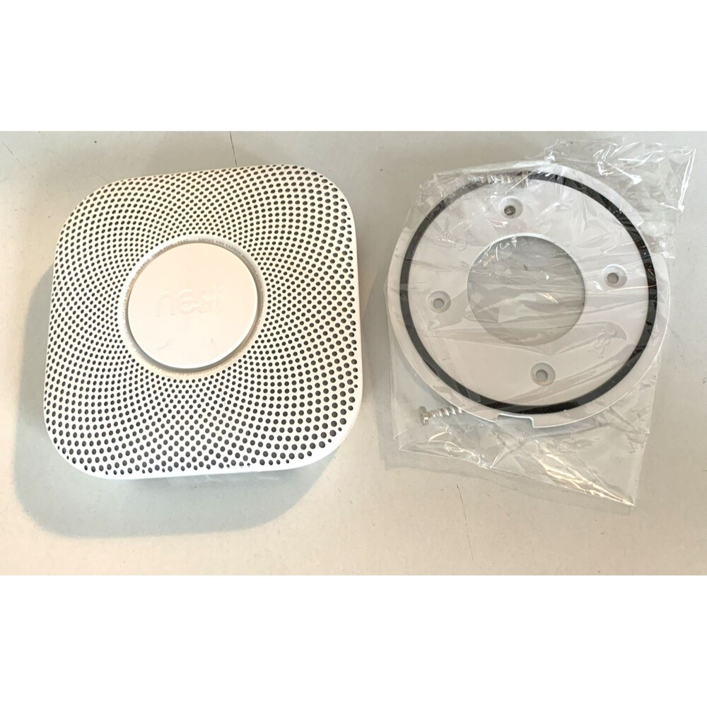 Nest Protect 2nd Gen 06A Smoke & Carbon Monoxide Alarm, Battery, expires 12/2028